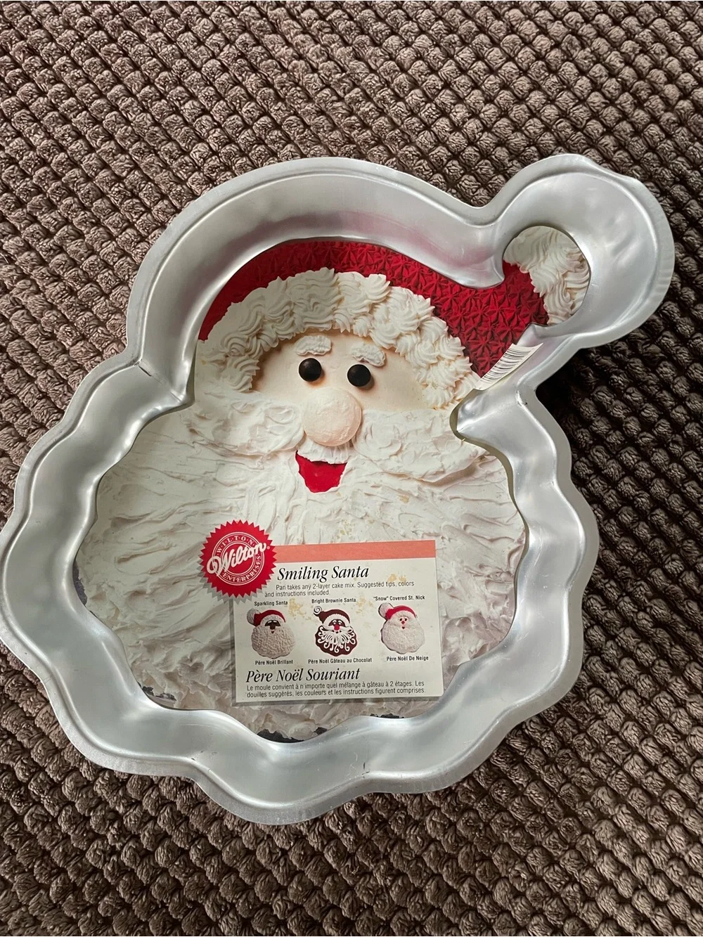 Holiday Cake/Cupcake Baking Pans Lot of 5
